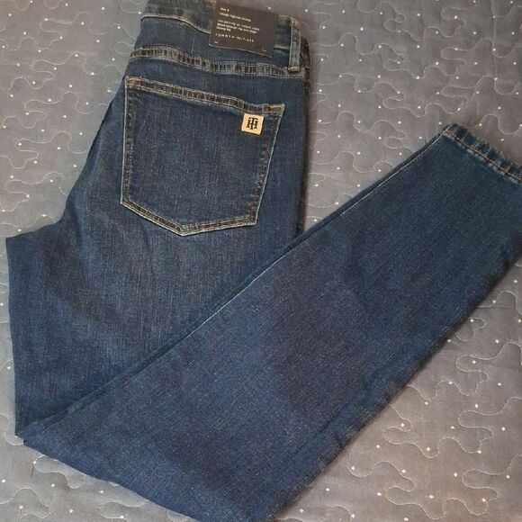 Tommy Hilfiger Raleigh High Rise Blue Slinny Jeans size 4 NWT - Picture 1 of 10
